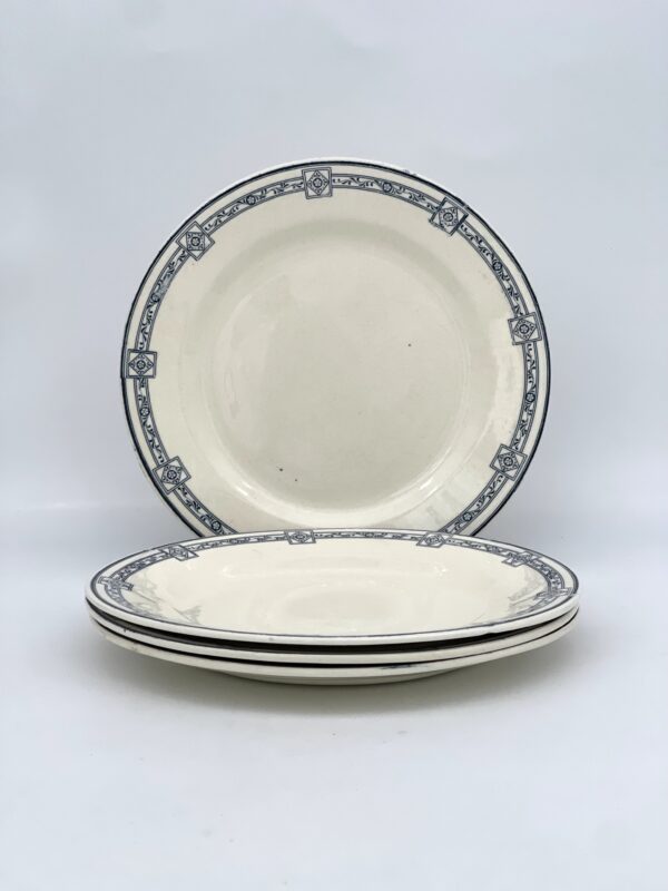 Assiette plate Salins Royal Terre de Fer décor bleu