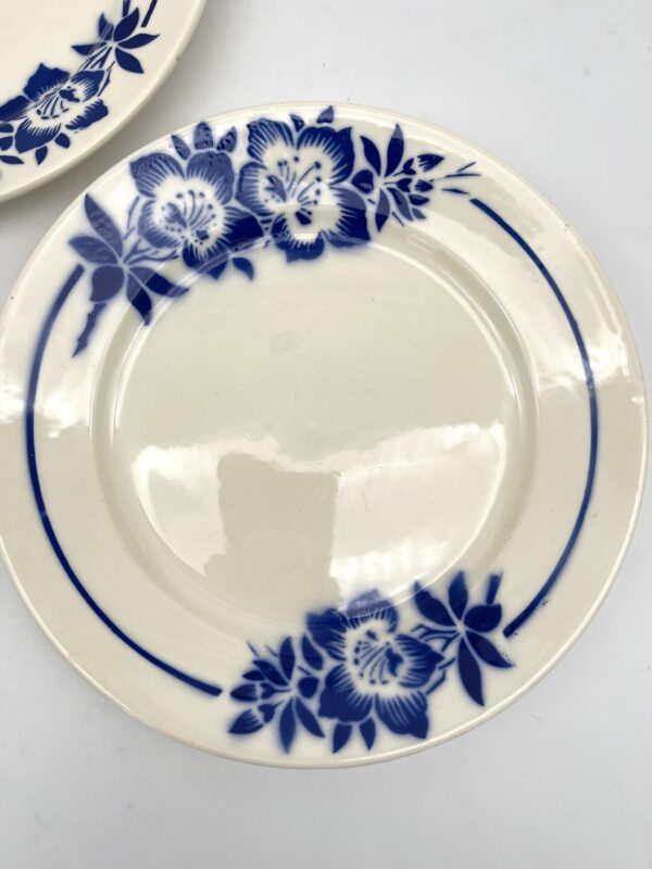 Assiette plate Badonviller 22 décor fleur bleue – Image 4