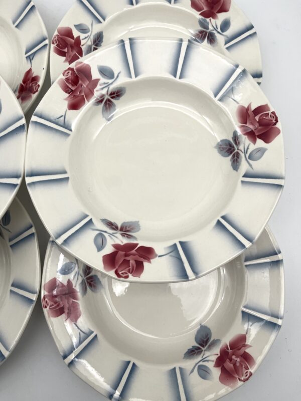 Assiette creuse Printemps Digoin Sarreguemines décor gris et bordeaux – Image 6