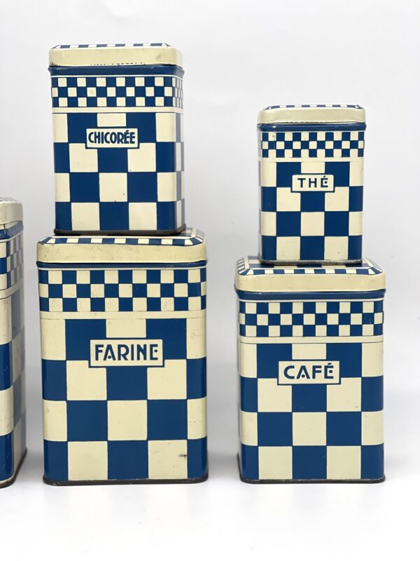 Lot de 6 boites anciennes en métal décor damier bleu Lustucru – Image 3
