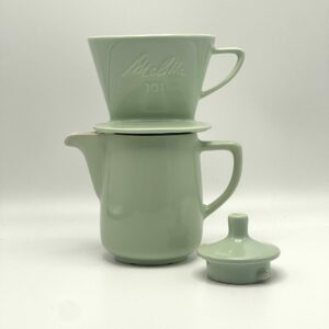 Petite Cafetière Melitta verte et son porte filtre 101