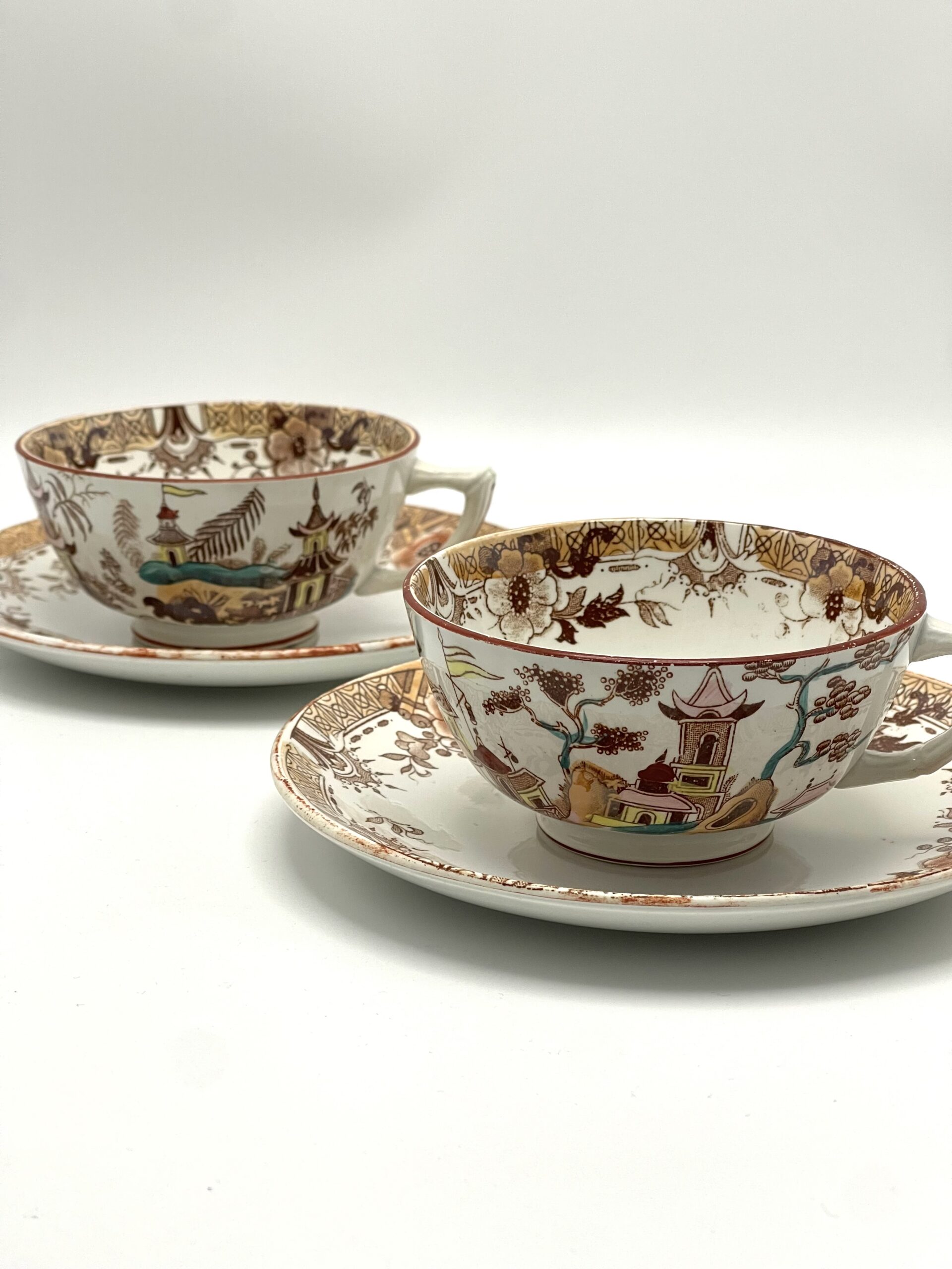 Tasse à café Sarreguemines décor japonisant marron – Image 2